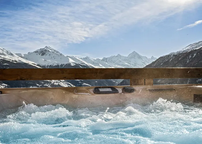 Dixence Luxury Floor With Jacuzzi Апартаменты